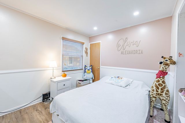 9904 S Cicero Avenue, Oak Lawn, IL 60453