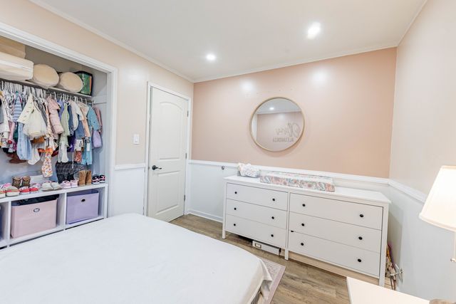 9904 S Cicero Avenue, Oak Lawn, IL 60453