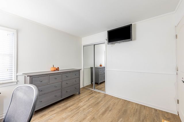 9904 S Cicero Avenue, Oak Lawn, IL 60453