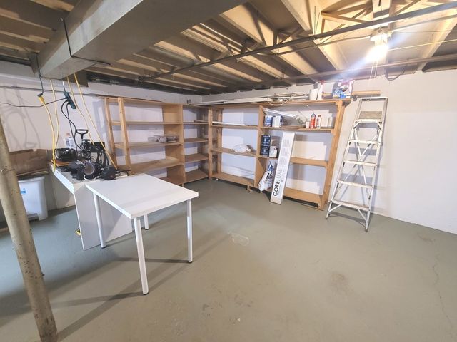 9904 S Cicero Avenue, Oak Lawn, IL 60453