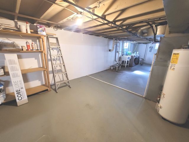 9904 S Cicero Avenue, Oak Lawn, IL 60453