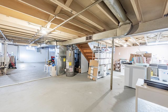 9904 S Cicero Avenue, Oak Lawn, IL 60453