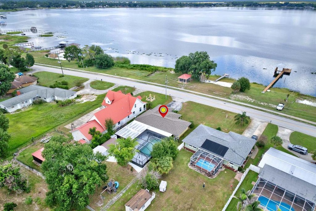 Image 55 of property listing at 4160 LAKEVIEW DRIVE, Sebring, FL 33870