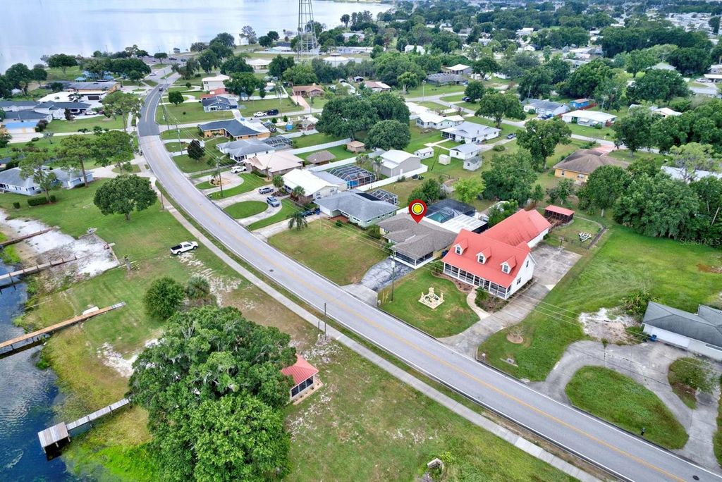 Image 58 of property listing at 4160 LAKEVIEW DRIVE, Sebring, FL 33870