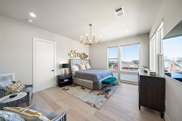 3515 Hutchins Street, Houston, TX 77004