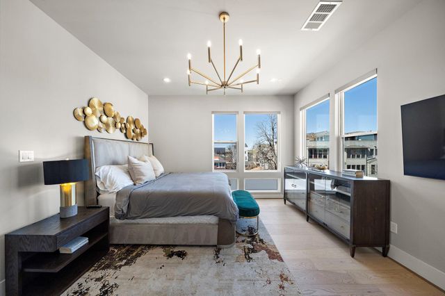 3515 Hutchins Street, Houston, TX 77004