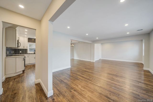 233 Harrison Avenue, Island Park, NY 11558