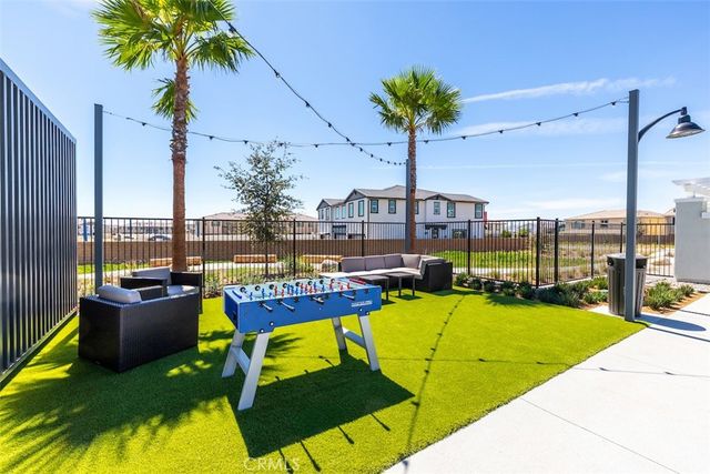 33214 Opal Glass Drive, French Valley, CA 92596