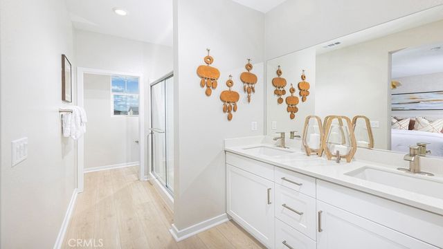 33214 Opal Glass Drive, French Valley, CA 92596