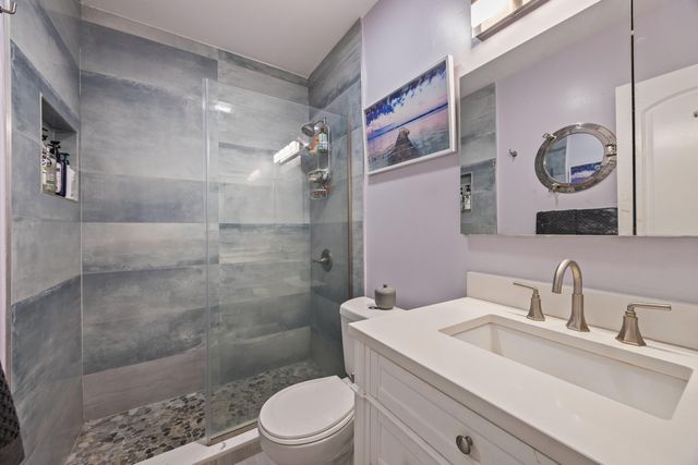 1001 NE 8th Avenue 212, Delray Beach, FL 33483