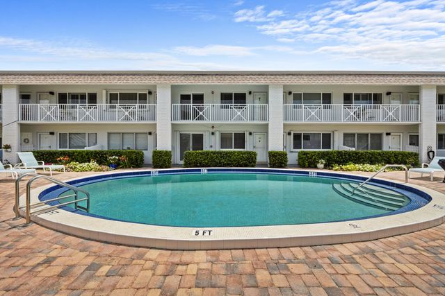 1001 NE 8th Avenue 212, Delray Beach, FL 33483