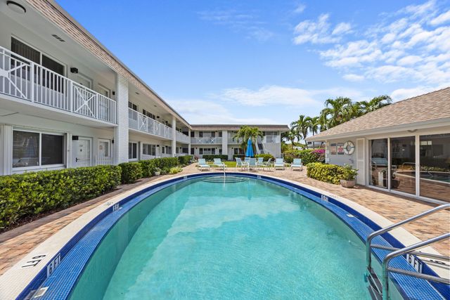 1001 NE 8th Avenue 212, Delray Beach, FL 33483