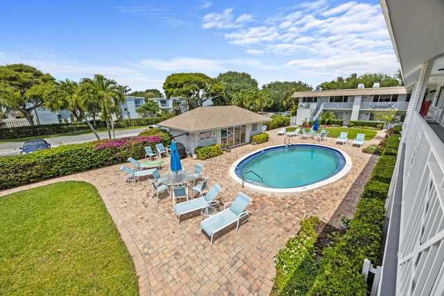 1001 NE 8th Avenue 212, Delray Beach, FL 33483