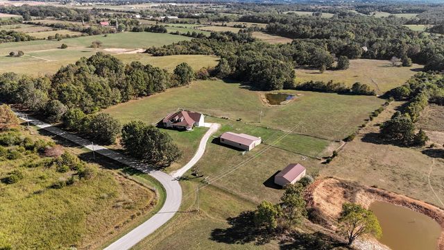 248 Pleasant Lane, Seymour, MO 65746
