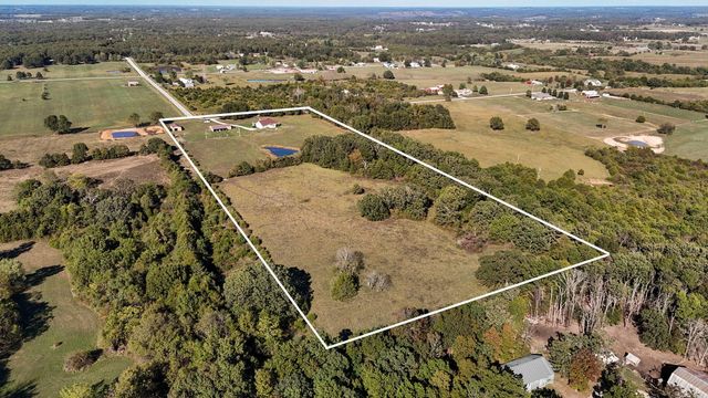 248 Pleasant Lane, Seymour, MO 65746