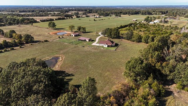 248 Pleasant Lane, Seymour, MO 65746