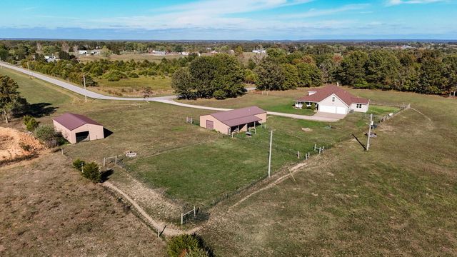 248 Pleasant Lane, Seymour, MO 65746