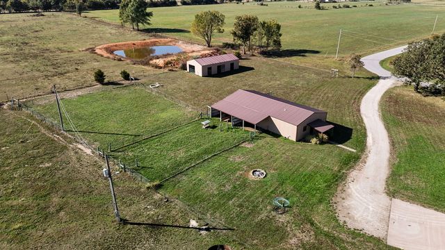 248 Pleasant Lane, Seymour, MO 65746