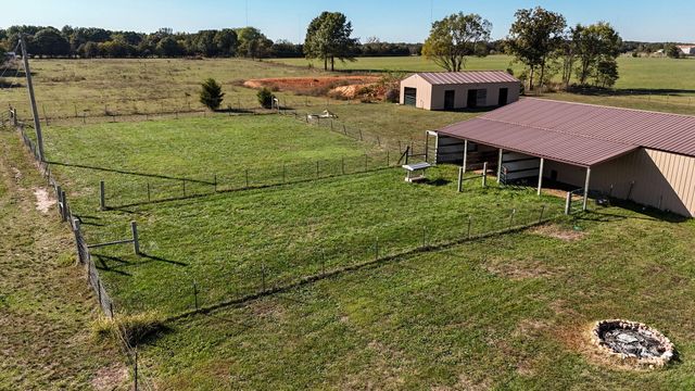 248 Pleasant Lane, Seymour, MO 65746