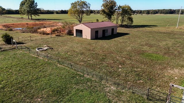 248 Pleasant Lane, Seymour, MO 65746