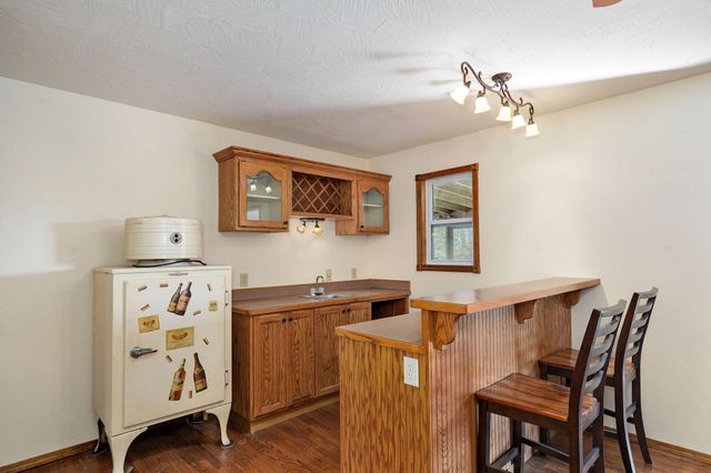 248 Pleasant Lane, Seymour, MO 65746