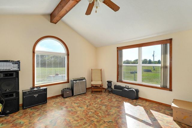 248 Pleasant Lane, Seymour, MO 65746