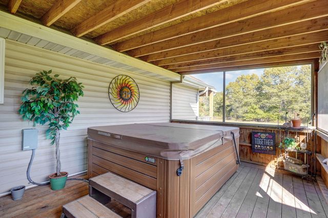 248 Pleasant Lane, Seymour, MO 65746