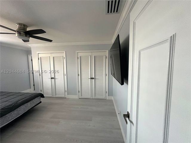 2445 SE 8th St, Pompano Beach, FL 33062
