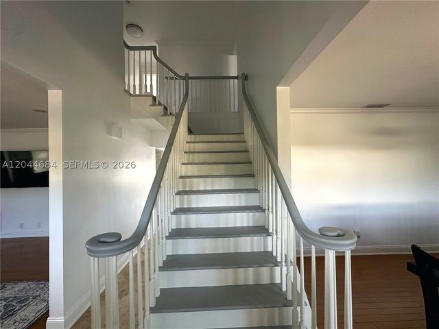 2445 SE 8th St, Pompano Beach, FL 33062