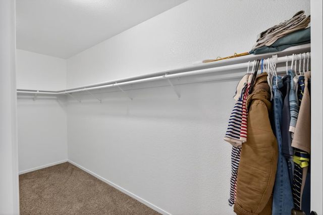 8877 Amberjack Way, Sacramento, CA 95828