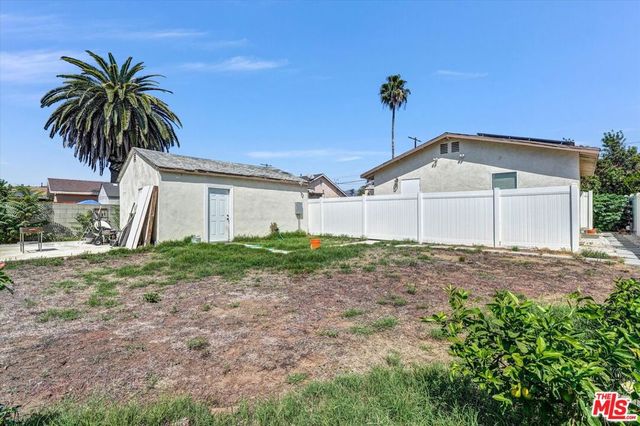 10353 Rincon Avenue, Pacoima, CA 91331