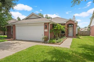 2207 Highland Hills Drive, Conroe, TX 77304