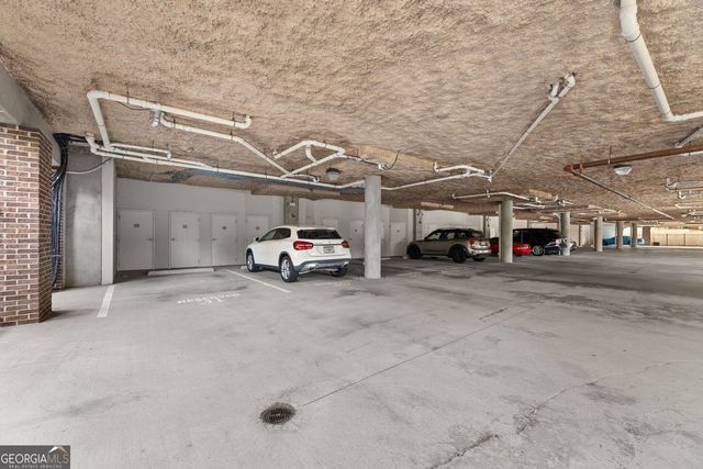 7265 Glisten Avenue NE 128, Sandy Springs, GA 30328