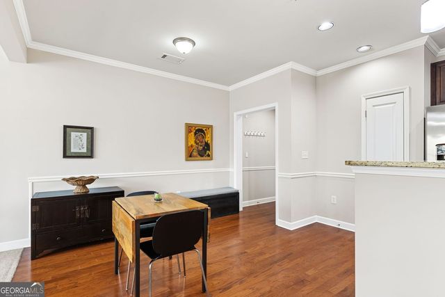 7265 Glisten Avenue NE 128, Sandy Springs, GA 30328