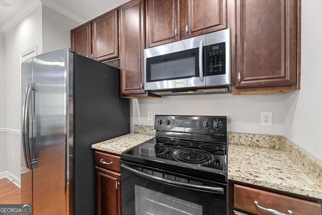 7265 Glisten Avenue NE 128, Sandy Springs, GA 30328