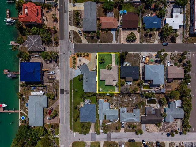 315 82ND AVENUE, St Pete Beach, FL 33706