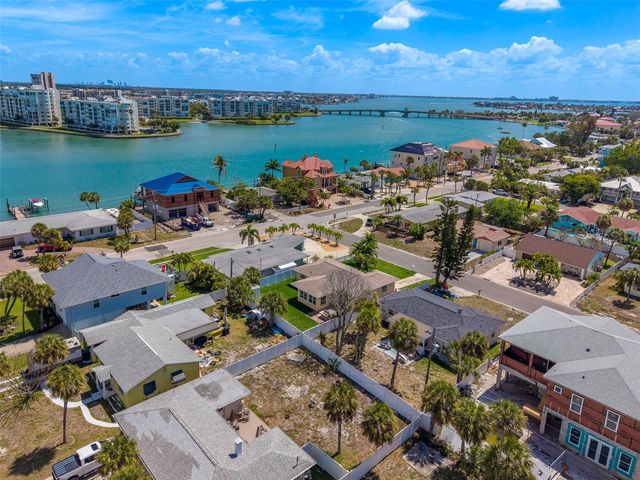 315 82ND AVENUE, St Pete Beach, FL 33706