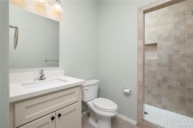 222 W Mahl Street, Edinburg, TX 78539