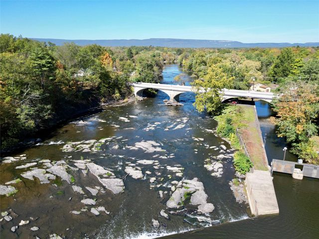 45 Park Avenue 4A, Wallkill, NY 12589