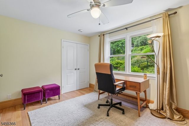 34 Forest Dr, Watchung Boro, NJ 07069