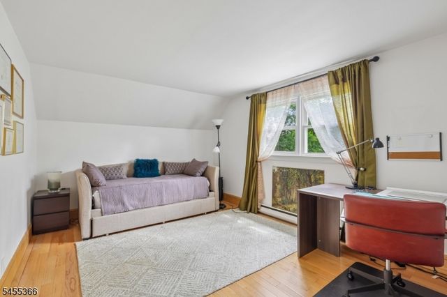 34 Forest Dr, Watchung Boro, NJ 07069