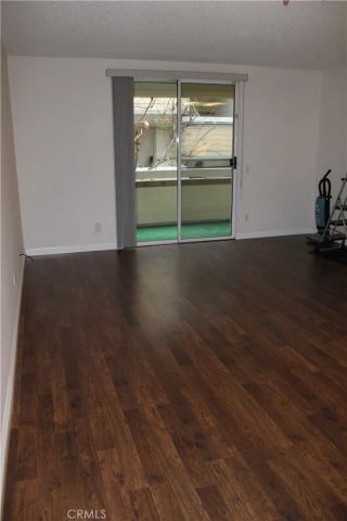 11150 Glenoaks 29, Pacoima, CA 91331