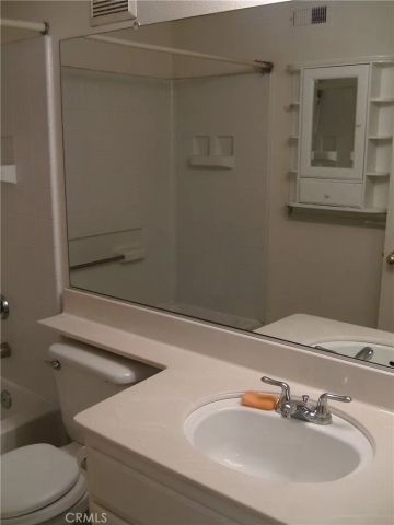 11150 Glenoaks 29, Pacoima, CA 91331