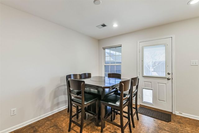 3711 Norwood Glen Lane, Friendswood, TX 77546