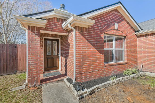 3711 Norwood Glen Lane, Friendswood, TX 77546