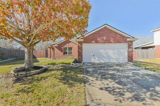 3711 Norwood Glen Lane, Friendswood, TX 77546