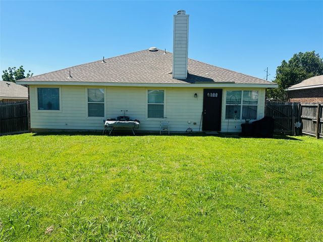 3704 Northpointe Drive, Denton, TX 76207