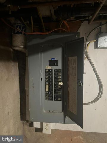 329 S 3RD ST, Reading, PA 19602