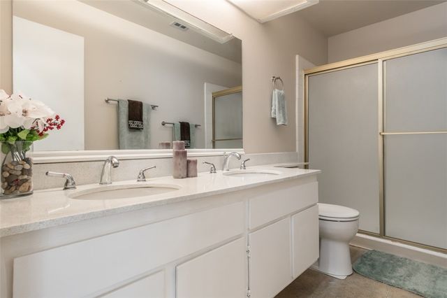 22170 James Alan 3, Chatsworth, CA 91311