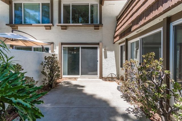 22170 James Alan 3, Chatsworth, CA 91311